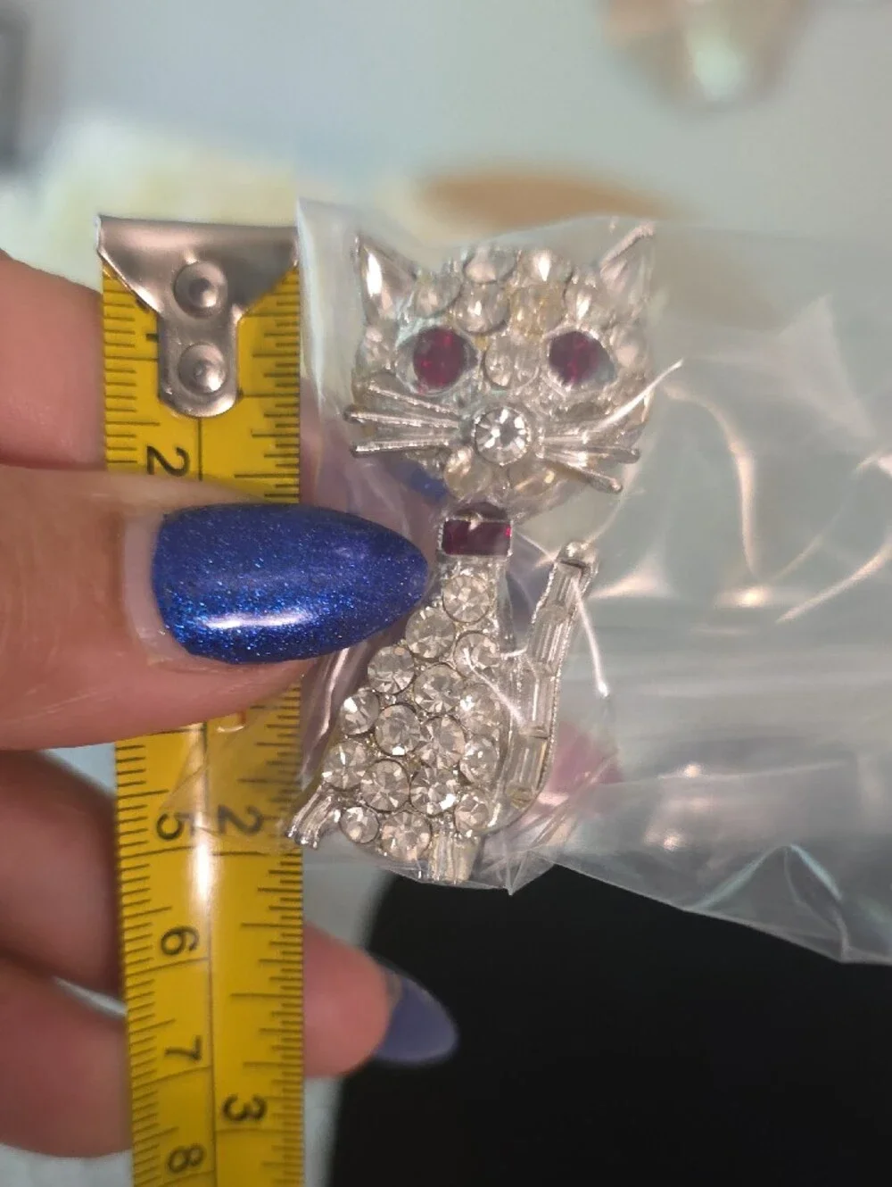 Vintage cat brooch
